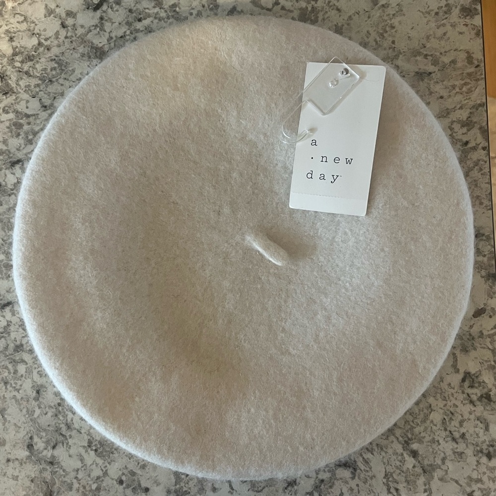 Woolen French Beret, new